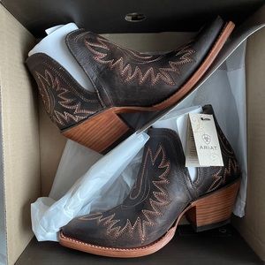 Ariat Dixon Booties